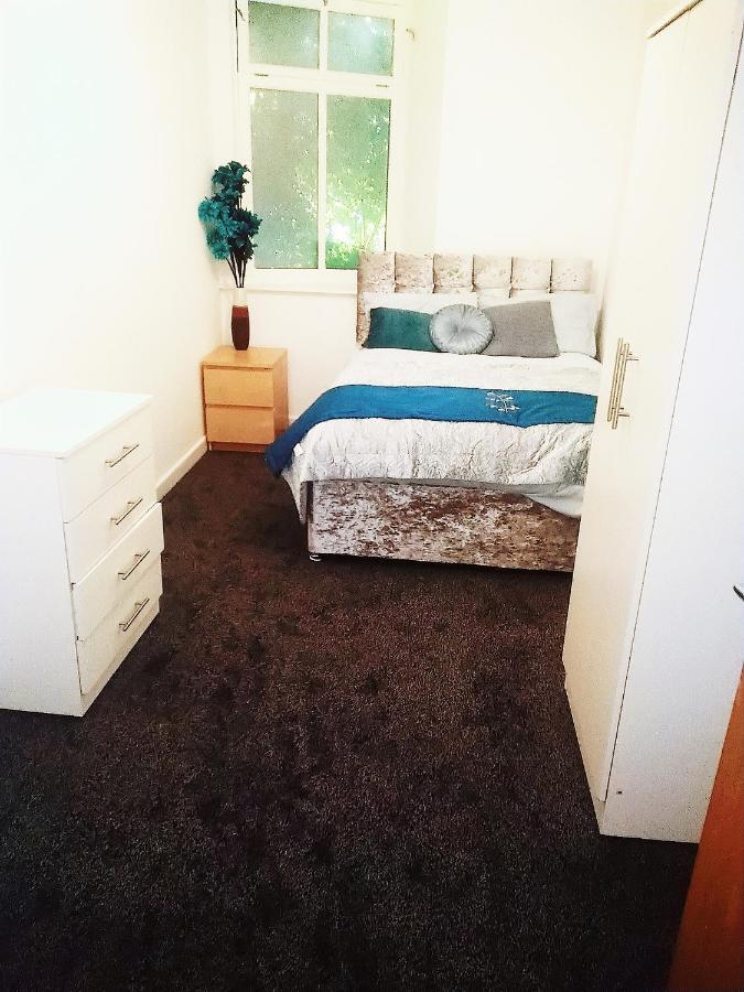 Cosy Double Room Close To University Of Bradford And City Centre Exterior photo